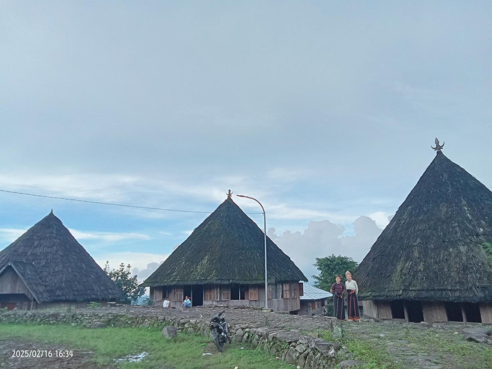 Petra Homestay Bangka Leda Ruteng Zewnętrze zdjęcie