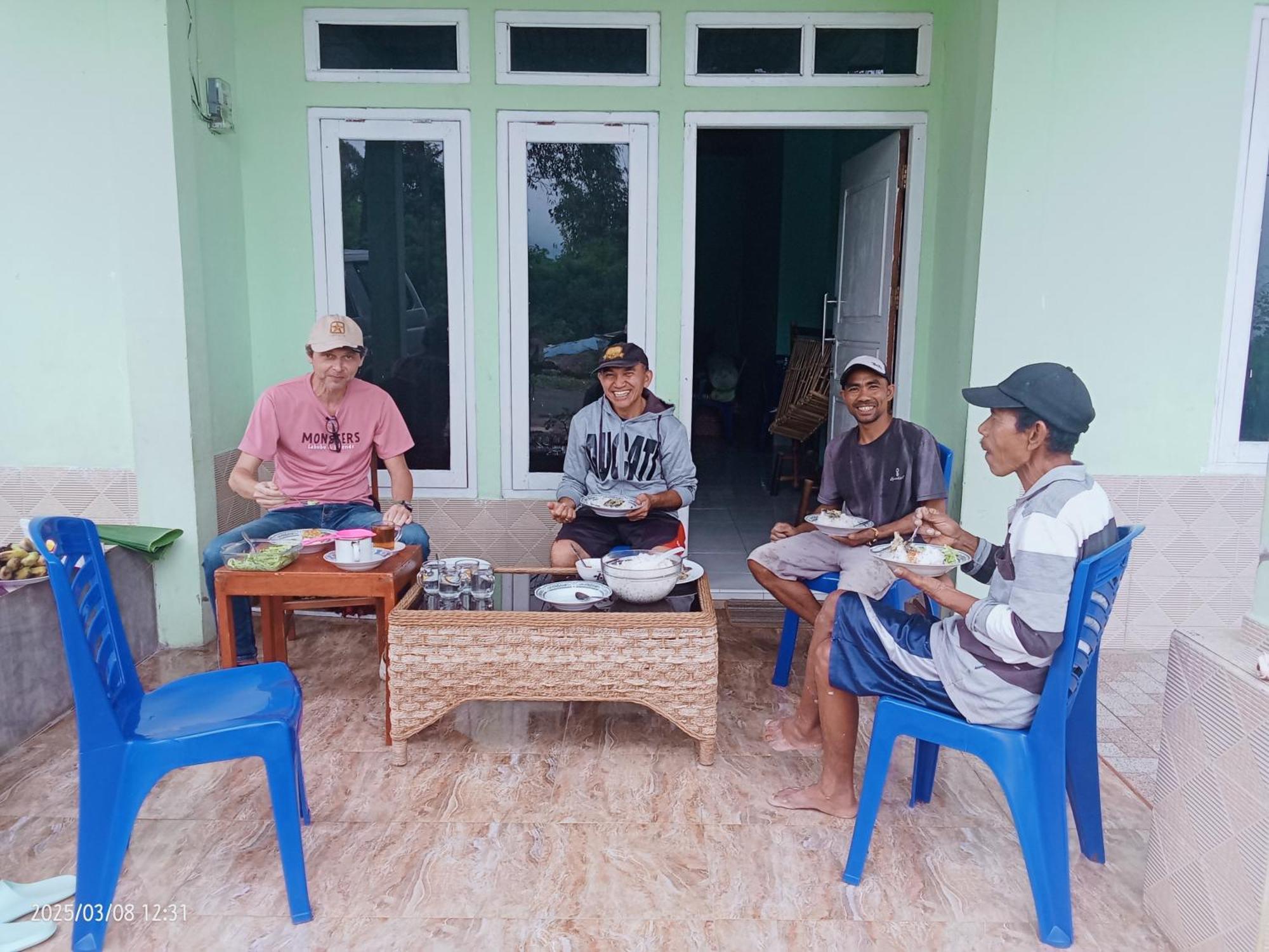 Petra Homestay Bangka Leda Ruteng Zewnętrze zdjęcie